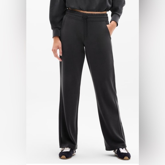 Athleta Pants - NWT-Athleta Black Seasoft Pant, Large